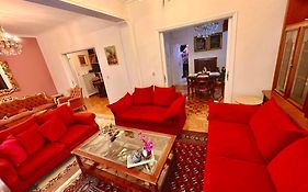 100 M2 Apartment In The Center Of Athens